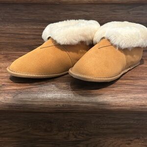 Cozy Tan Women's Slippers